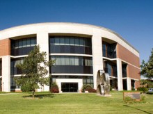 Dassault Systèmes ouvre un centre 3DEXPERIENCE à l’Université d’Etat de Wichita (Kansas) 