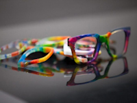 Des montures Safilo multicolores avec l’impression 3D Stratasys