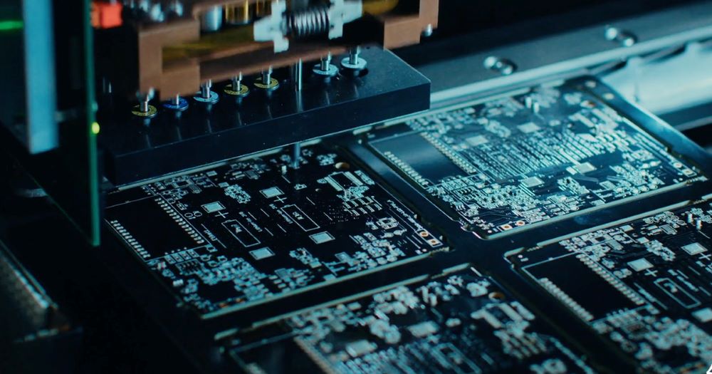 Altair PollEx pour Altium, le premier de la série, à être lancé pour la conception de circuits imprimés