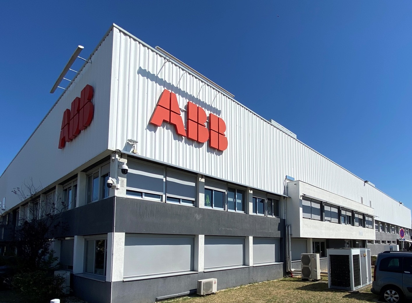 ABB France – Projet de réindustrialisation et de modernisation du centre d’excellence mondial de contacteurs à Chassieu (69)  