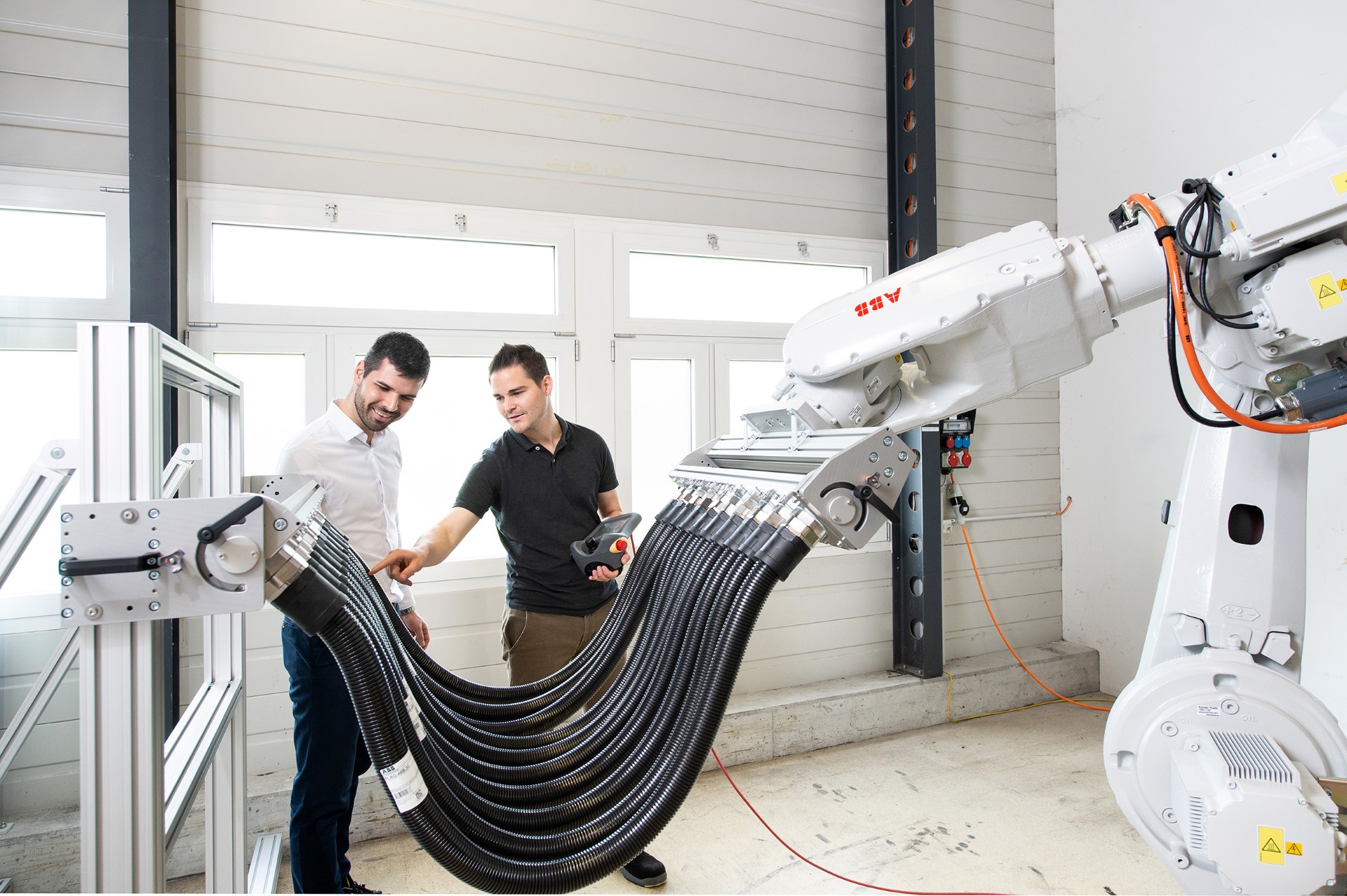 ABB célèbre les 50 ans de PMA®, marque experte dans la protection des câbles 
