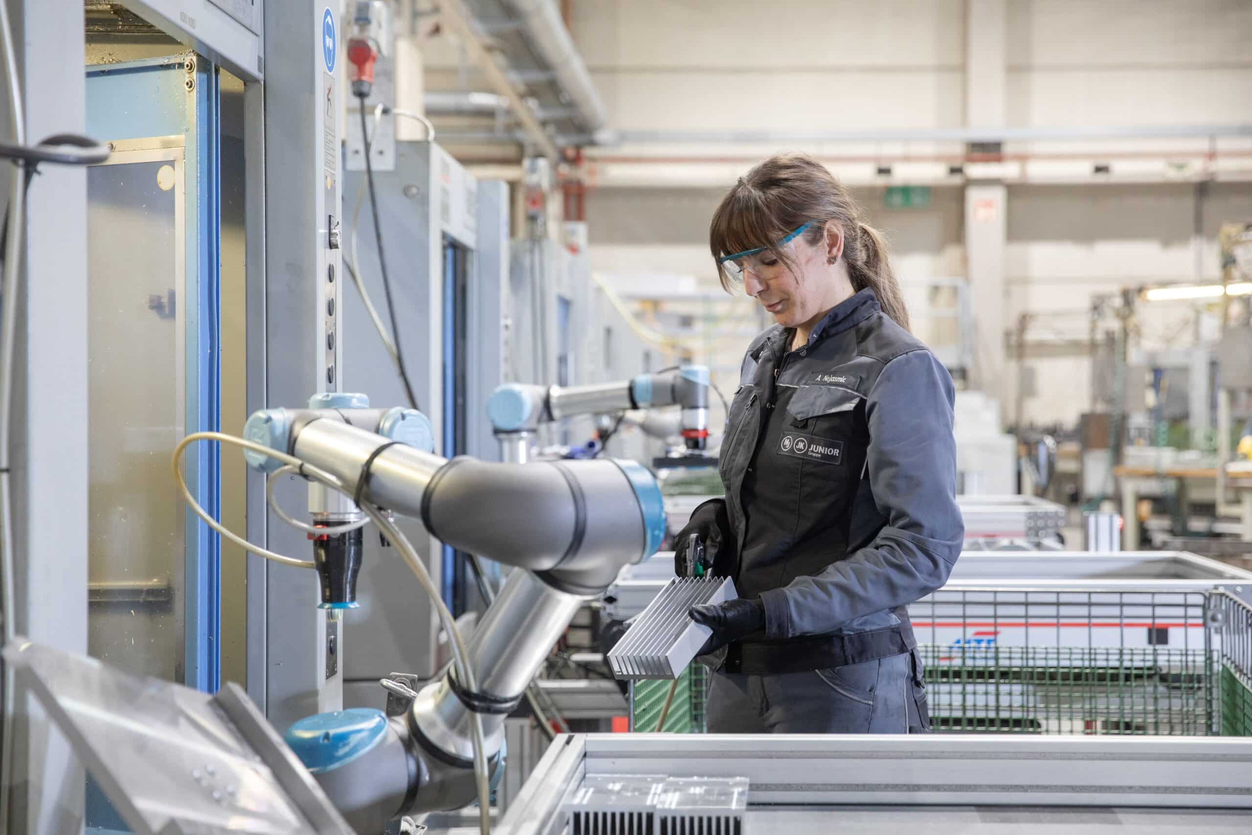 Teradyne Robotics, leader du marché des robots collaboratifs, engage une action en contrefaçon de brevet contre un concurrent chinois devant la Juridiction unifiée du brevet
